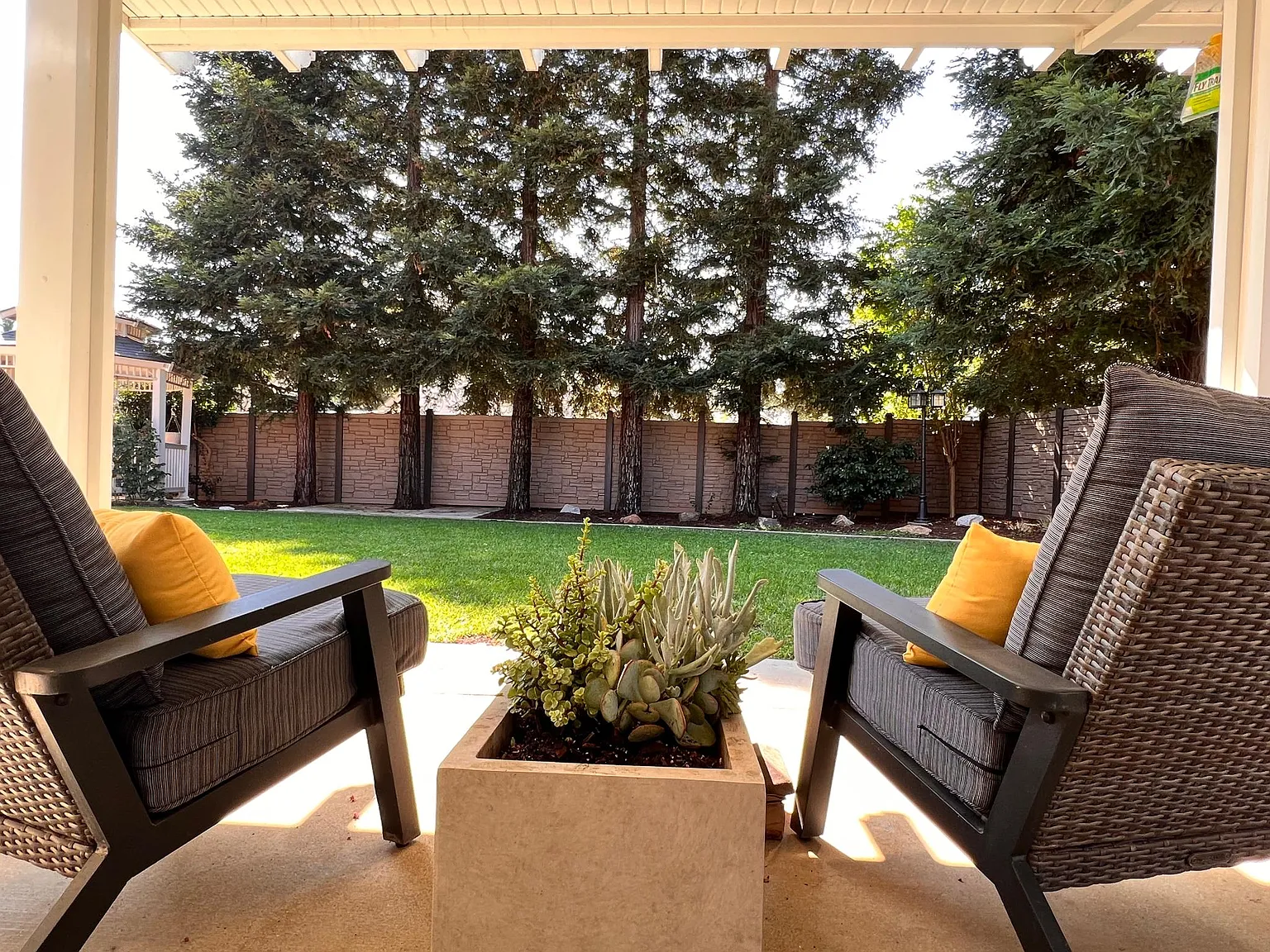 3005 Copper Creek Dr — Photo 2