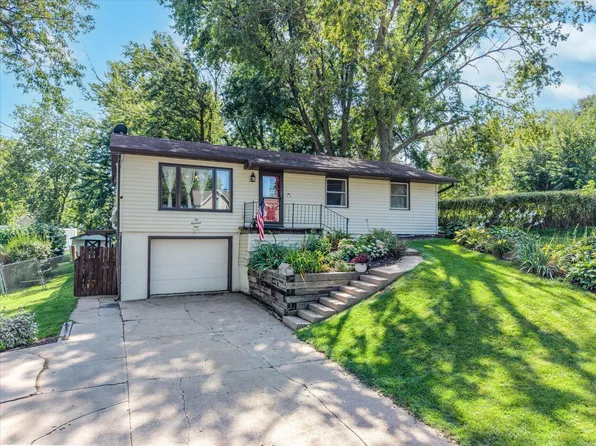 209 W 8th St, Logan, IA 51546