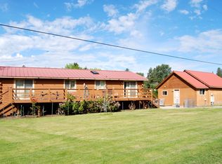 107 Perry St, Winthrop, WA 98862