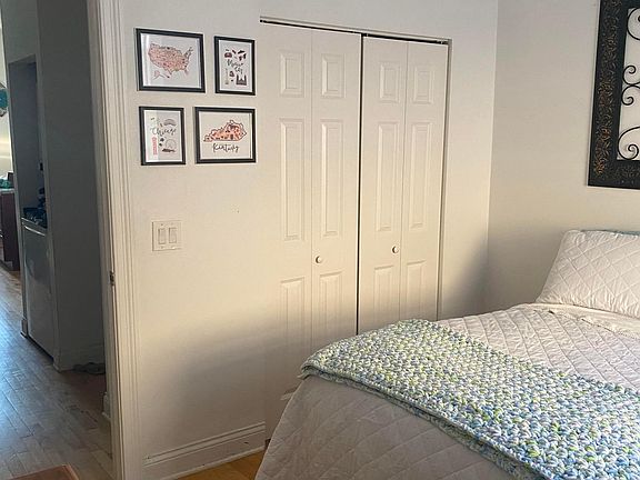 2nd image of 3214 W Fullerton Ave #2