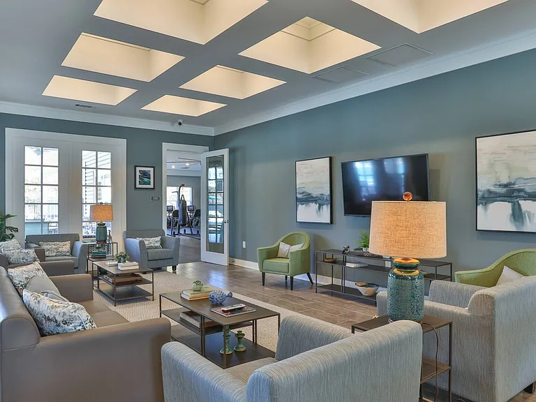 742 Upstate Campus Dr — Photo 38