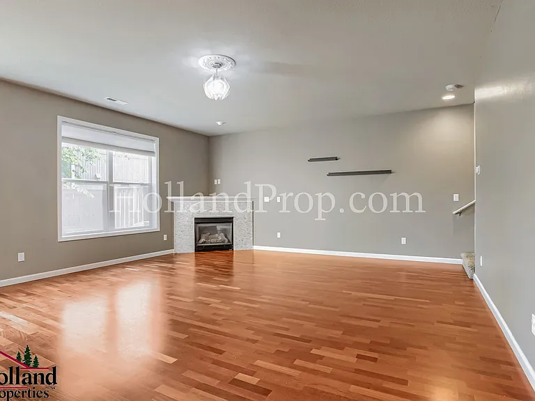 19021 SW York St — Photo 6