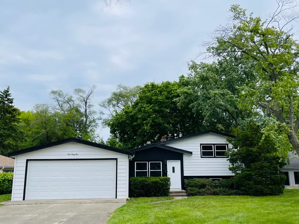 142 Glendale St, Wheeling, IL 60090