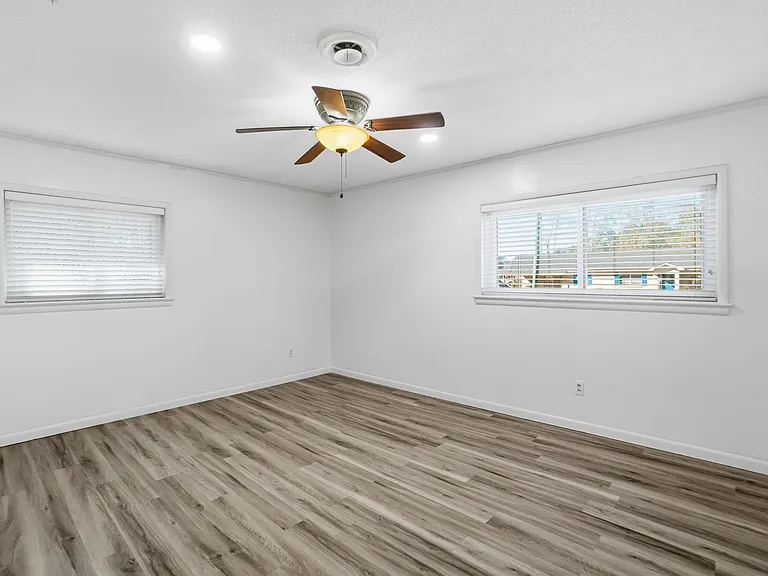 1620 Orchard Dr — Photo 17