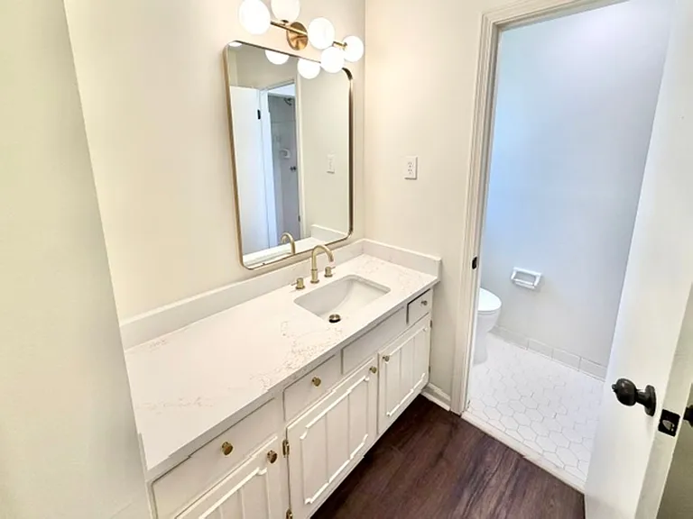 5673 Longacre Ave — Photo 8