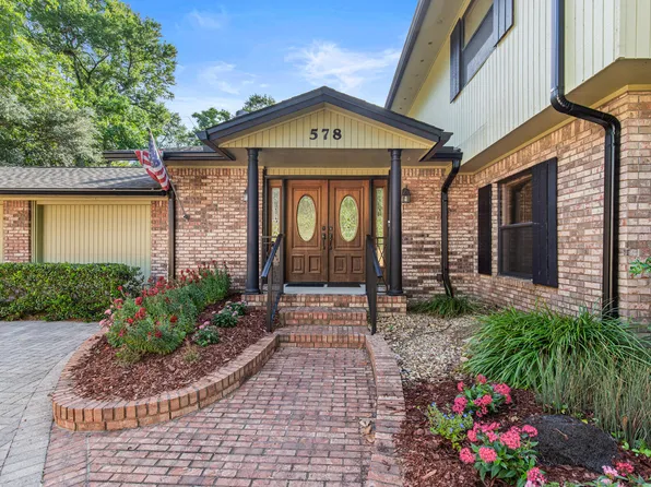 578 L Ombre Cir NE, Fort Walton Beach, FL 32547