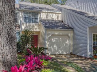 3543 Woodwards Cove Ct, Jacksonville, FL 32223