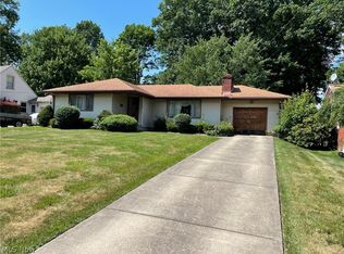3164 Oran Dr, Youngstown, OH