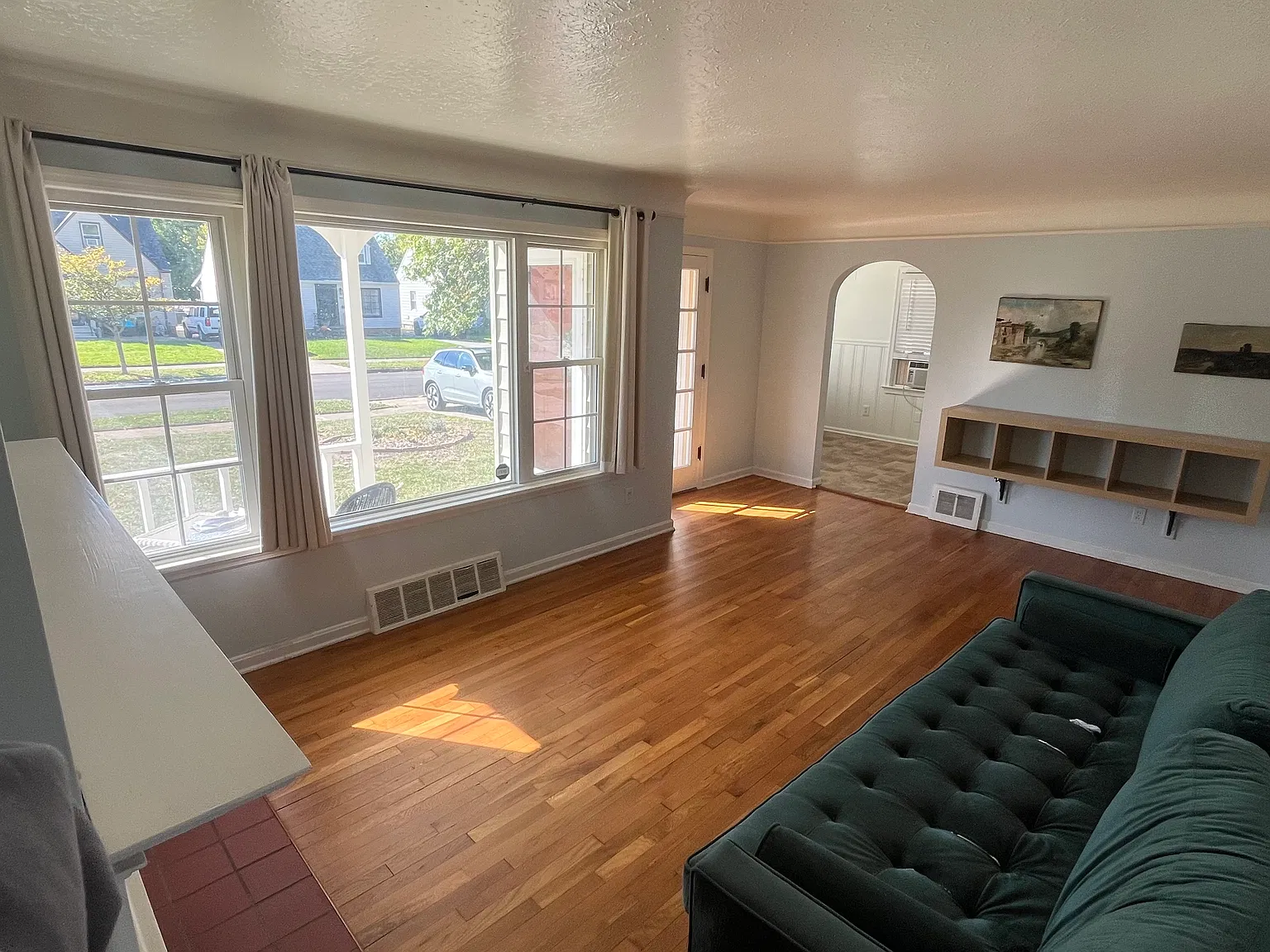 4 bed, 1293 sqft, $1,950 — Photo 3