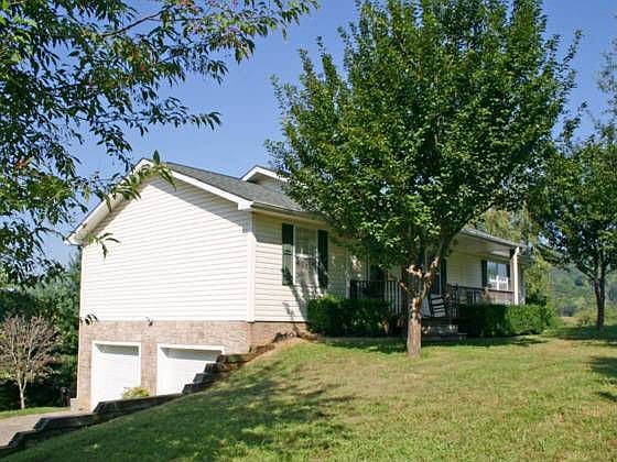 1st image of 103 Margaret Ln