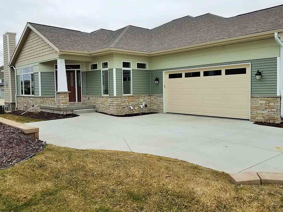 1st image of 454 Grandview Dr #27