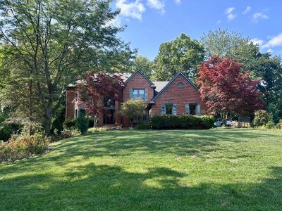 12091 Pembrooke Cir, South Lyon, MI, 48178
