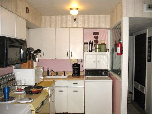 4th image of 108 S Westview Ave
