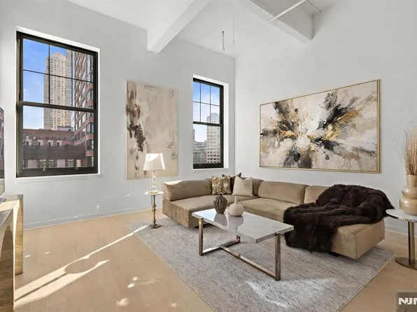 155 Bay St Unit 808, Jersey City, NJ 07302