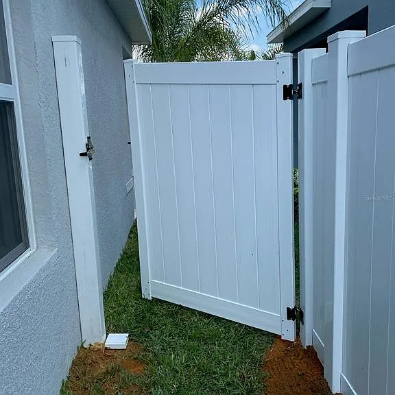 1588 Eucalyptus Way — Photo 19