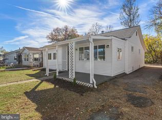 3 Plastic Ct, Baltimore, MD 21220