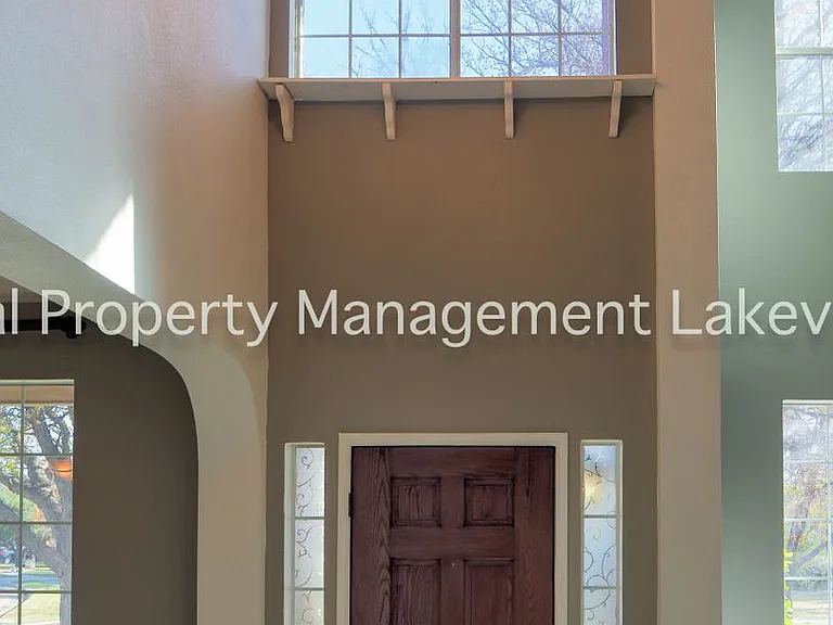 7500 Waterside Pl — Photo 4