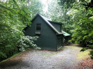 333 Moonshine Trc, Saluda, NC 28773