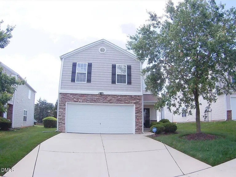 4804 Rockport Dr — Photo 1