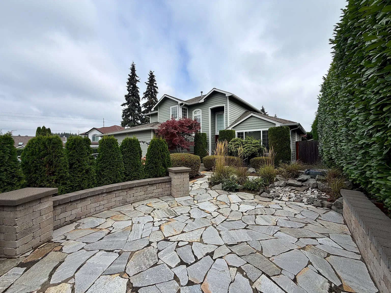 4 bed, 2.5 bath, 2244 sqft, $3,491 — Photo 3