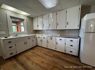 5 Monument St APT 1, Waterville, ME 04901