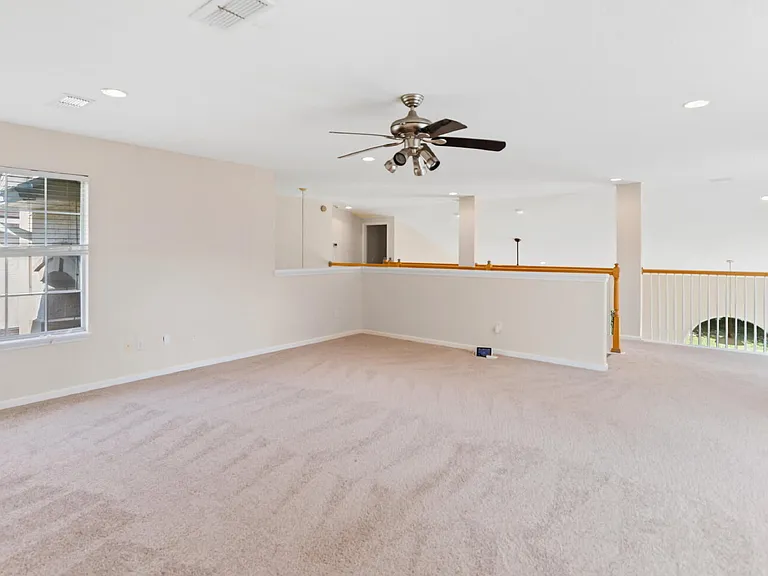 572 Redberry Ln — Photo 22