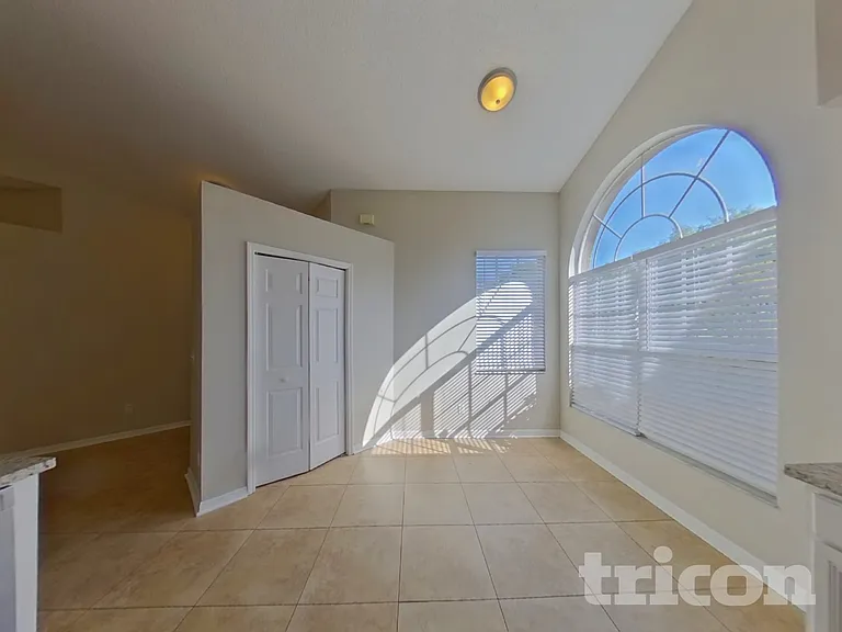 248 Wescliff Dr — Photo 4