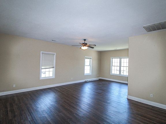3rd image of 1213 Merchant Way #203