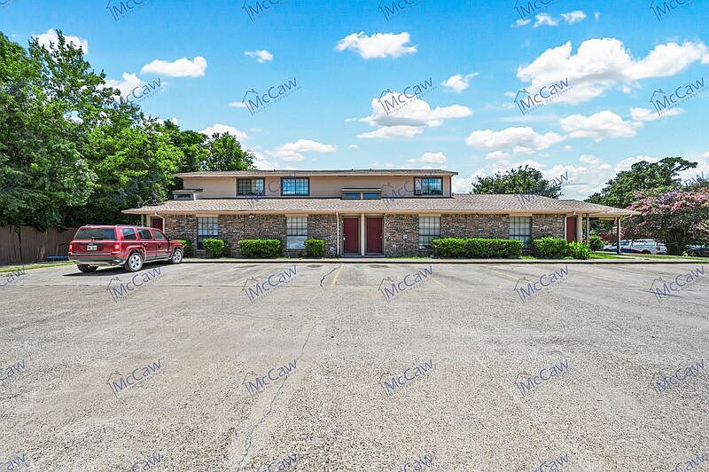 1st image of 1322 Bluffview Dr
