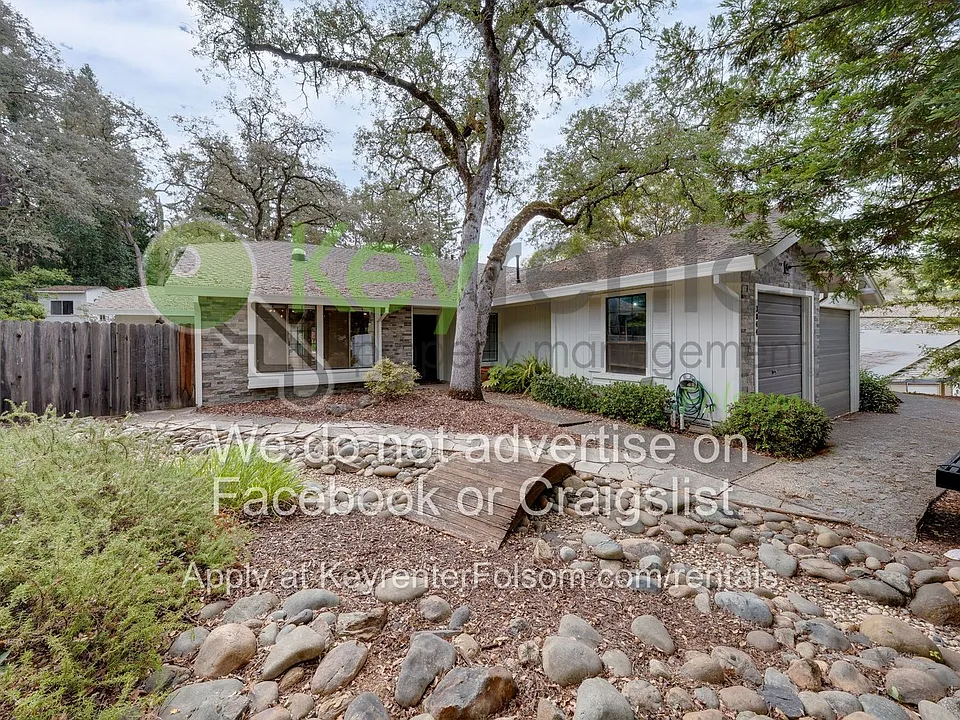 3844 Langdon Ct