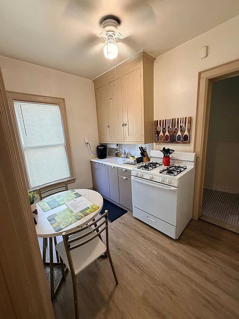 115 Claremont Ave — Photo 3