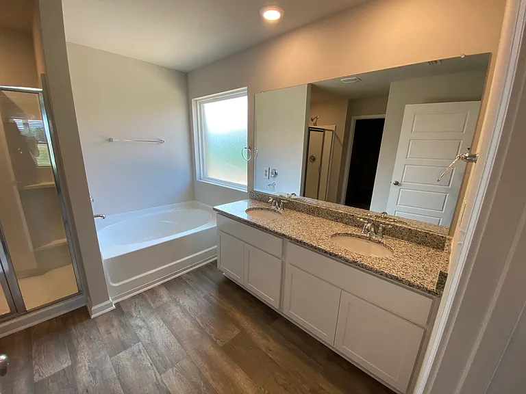 8018 Irwin Loop — Photo 16