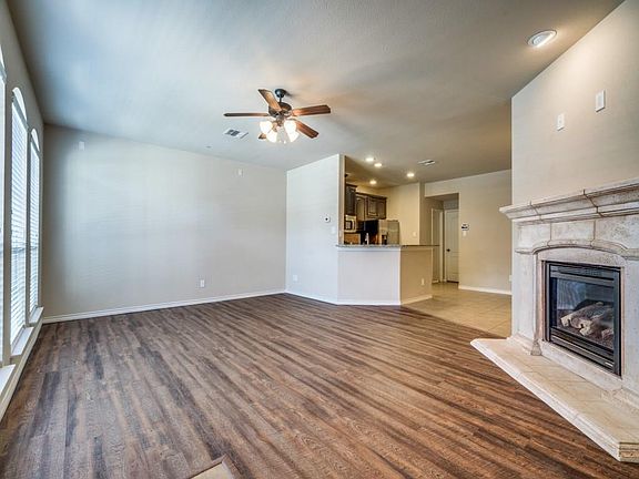 5th image of 4277 Comanche Dr