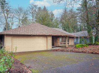 1621 Ash St, Lake Oswego, OR 97034