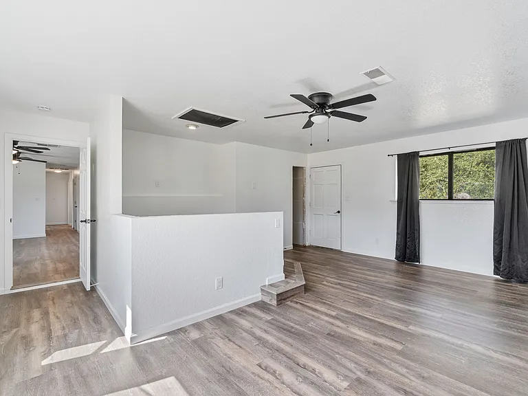 31331 Auberry Rd — Photo 13