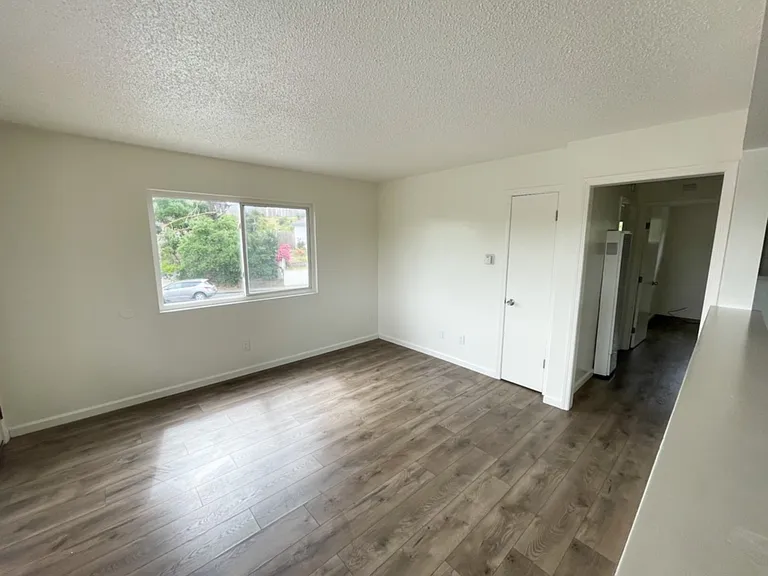 1655 Tuolumne St #4 — Photo 3