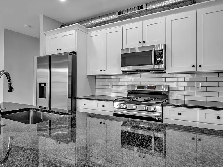 510 Tremont St — Photo 7
