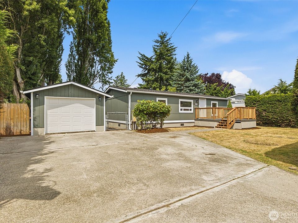 1st image of 517 1st Avenue E