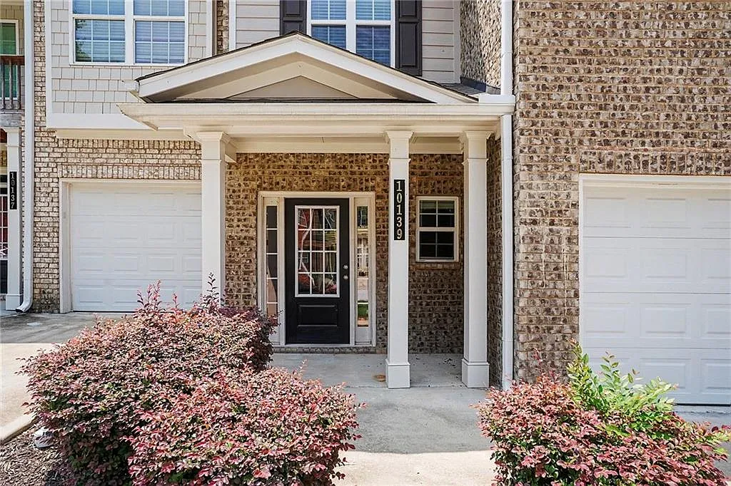 3 bed, 2.5 bath, 1628 sqft, $1,850 — Photo 2