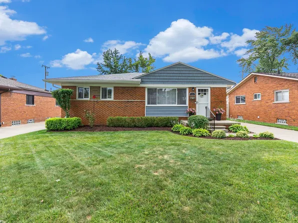 1361 Broadacre Ave, Clawson, MI 48017