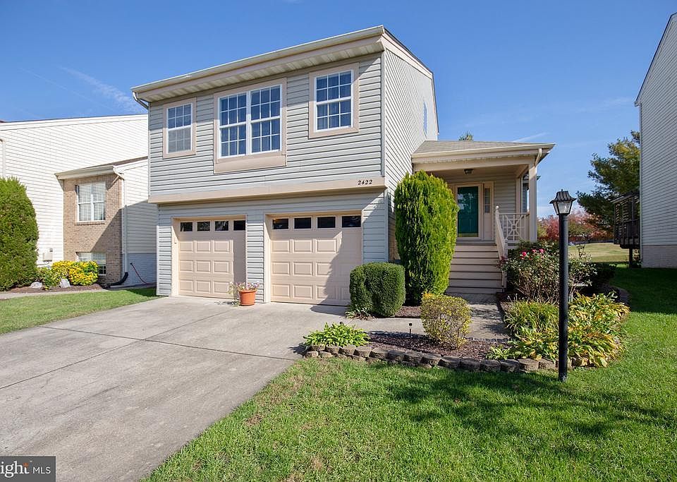 1st image of 2422 Shadywood Cir