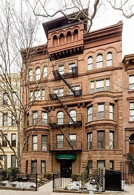 Rented by Bold New York | media 22