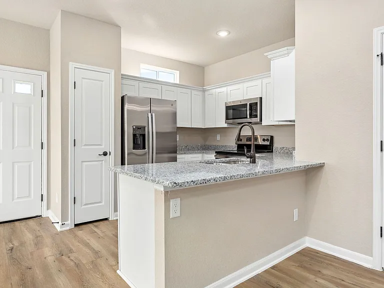 815 Soria Pl #101 — Photo 9