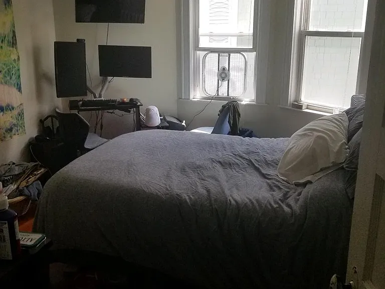 21 Belknap St #3A — Photo 9