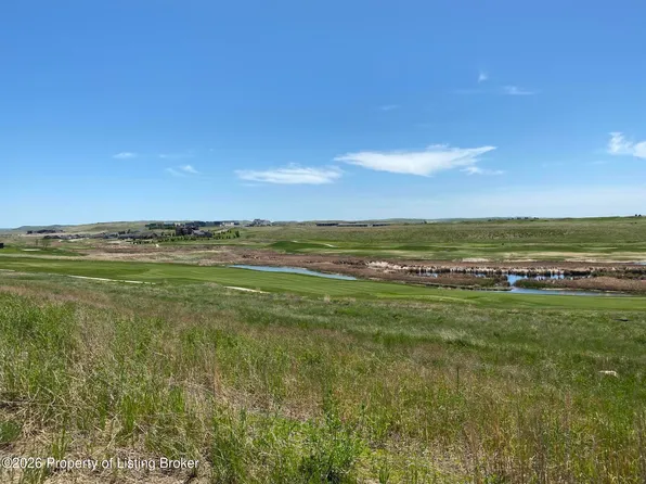 Stepping Stone Pkwy, Watford City, ND 58854
