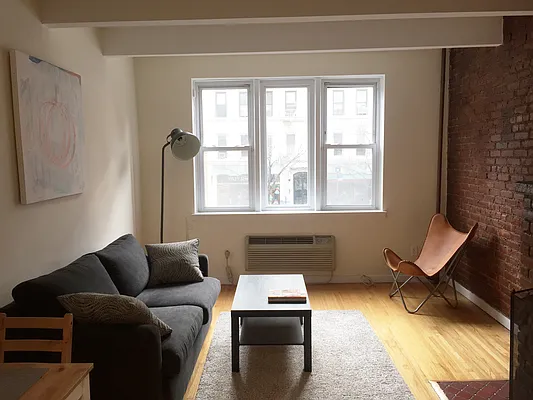 Rented by Walter & Samuels Inc | media 4