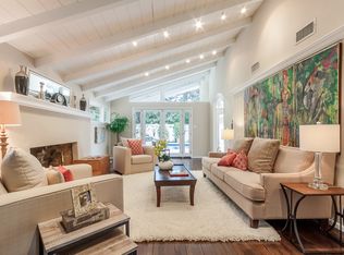 4550 Hayvenhurst Ave, Encino, CA 91436