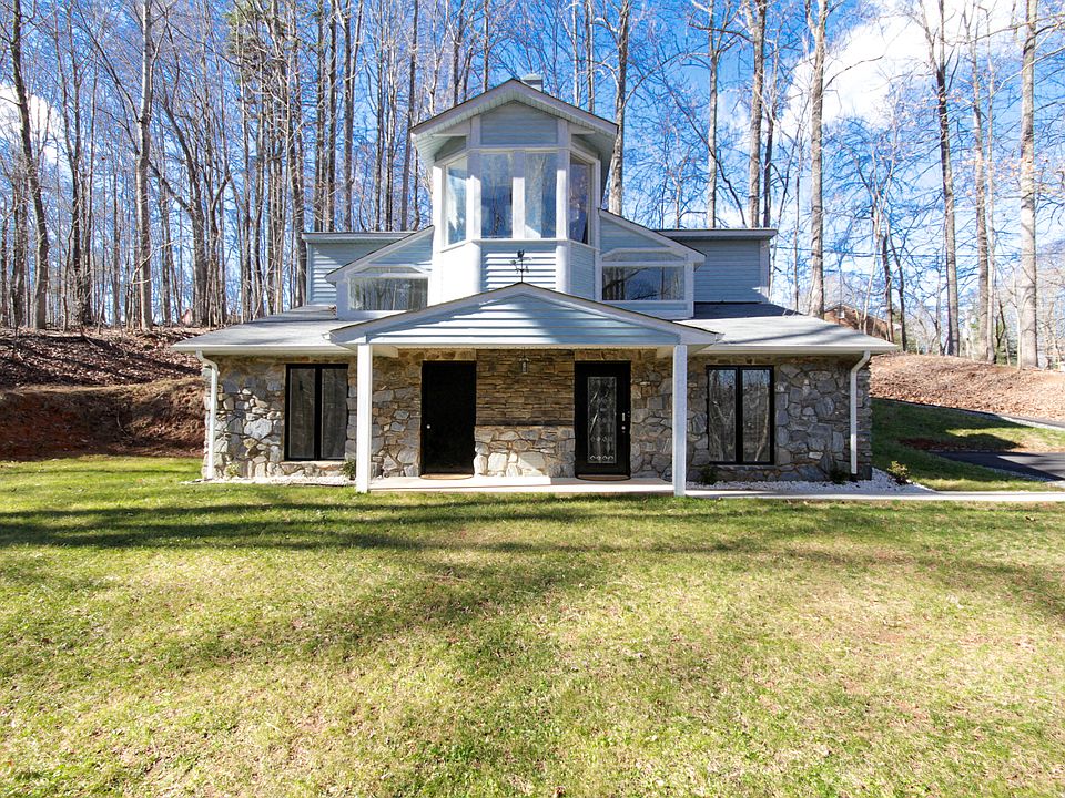 1st image of 278 Jefferson Dr