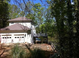 5948 Nachoochee Trl, Flowery Branch, GA 30542