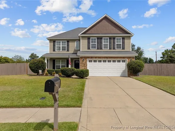 123 Flag Dr, Raeford, NC 28376
